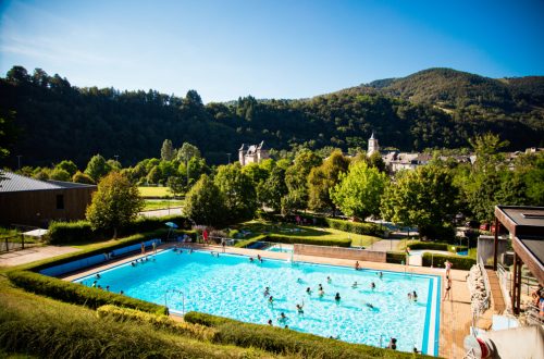 65715_0181-piscine et chateau Camping le Val de Saures - Entraygues sur Truyère (Aveyron)-photo aspheries_1008x672